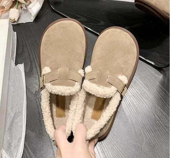 WOMEN'S PLUSH ROUND TOE SLIP-ON FLATS