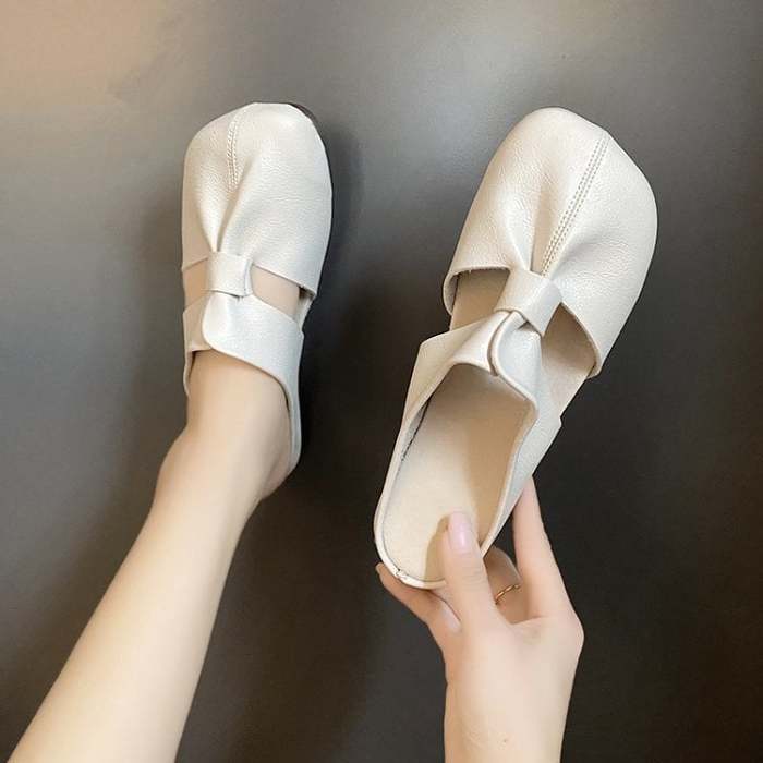 Cut Out Design Flat Mules
