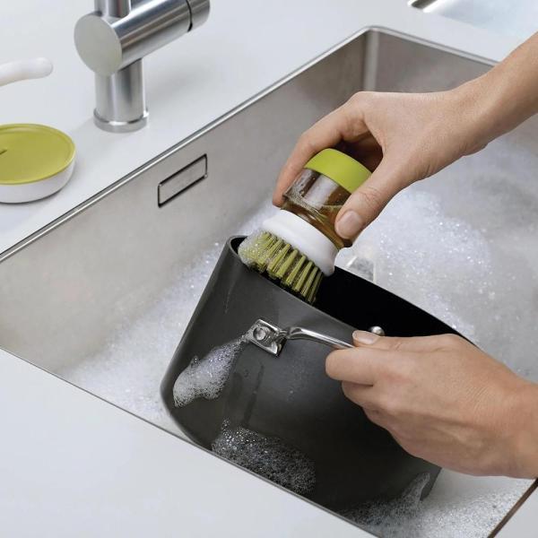 Multifunctional Pressing Cleaning Brush