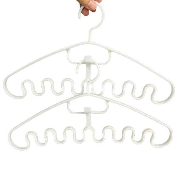 Wave Pattern Stackable Hanger