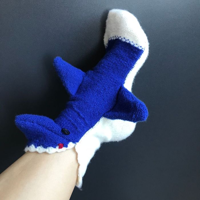 - 3D Knit Crocodile Socks