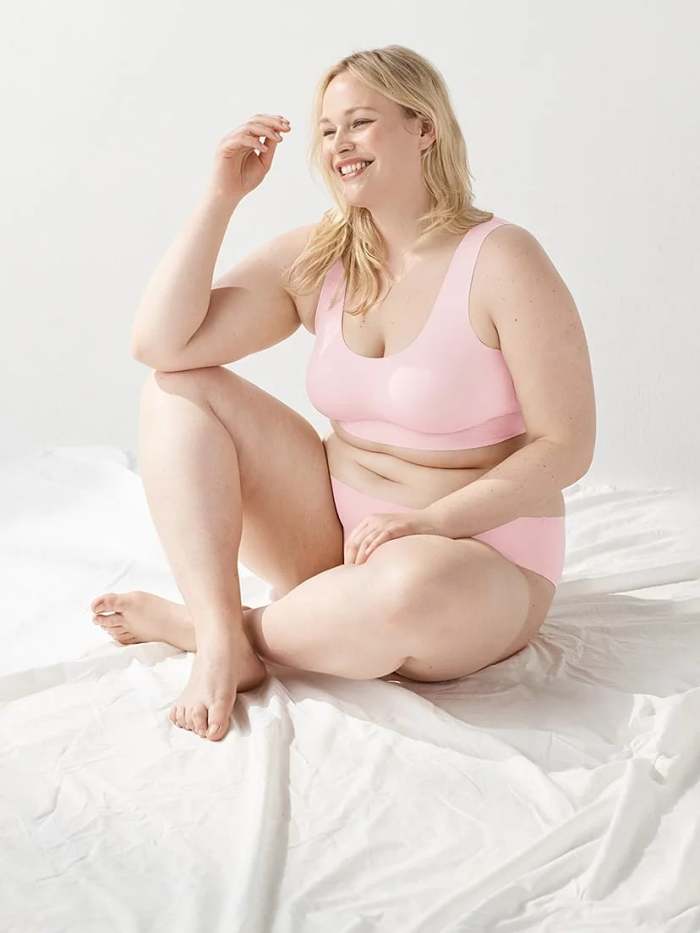 Plus Size Ultra Comfort Seamless Shaping Wireless Support Bra
