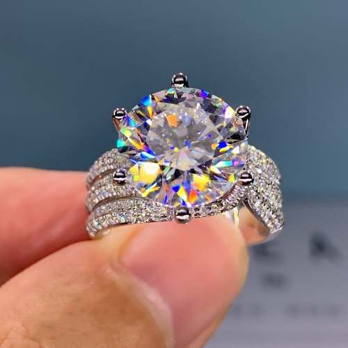3 Carat Super Sparkling Moissanite Ring