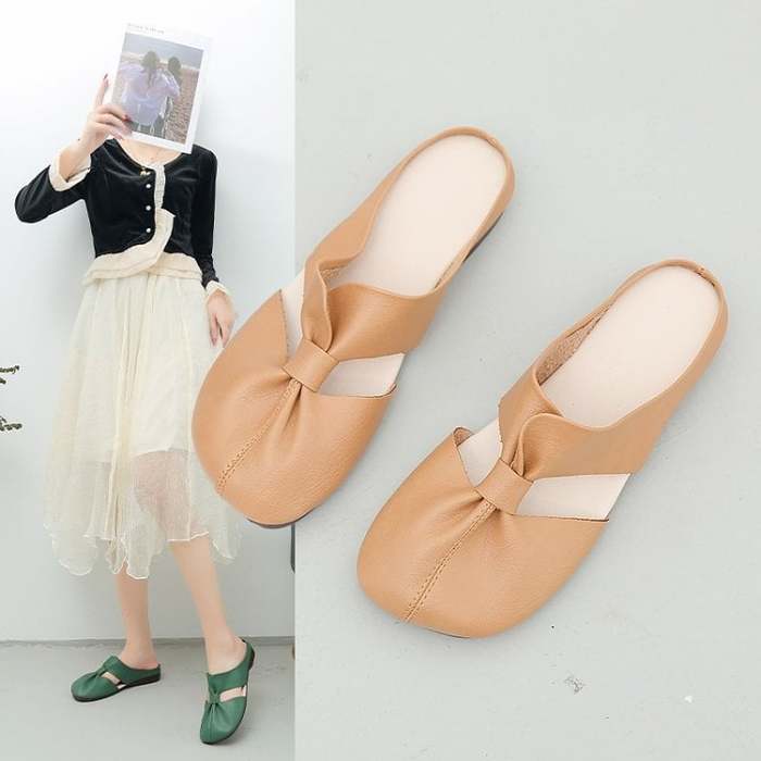 Cut Out Design Flat Mules