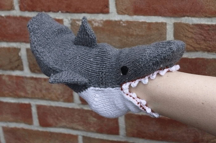 - 3D Knit Crocodile Socks