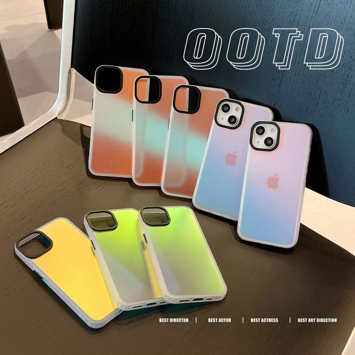 Hot SaleGradient Fluorescent Iridescent Translucent Matte Case
