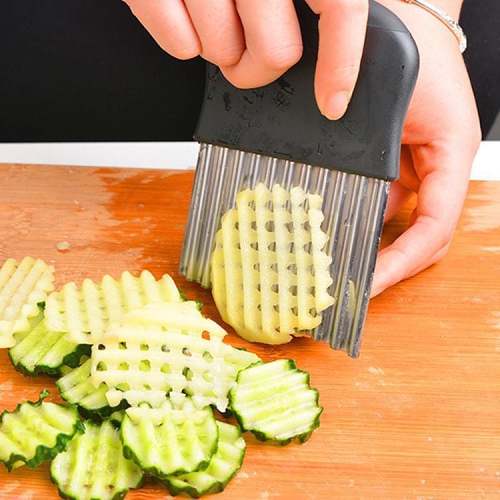 Stainless Steel Crinkle Cutter - BUY 2 GET 1 FREE NOW