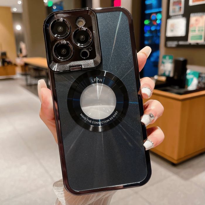 Magnetic iPhone case with lens mount