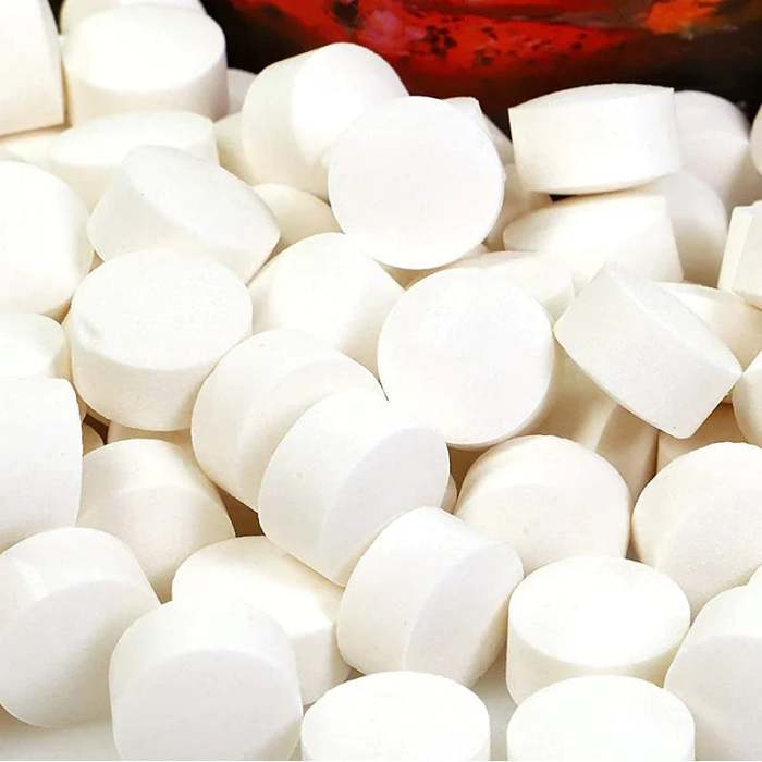 Non-toxic algaecide for aquariums