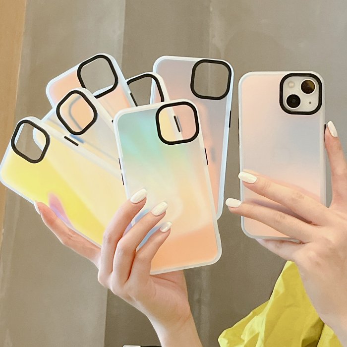 Hot SaleGradient Fluorescent Iridescent Translucent Matte Case