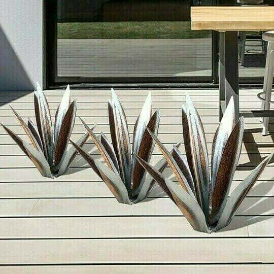 Waterproof Solar Garden LED Agave Lamp