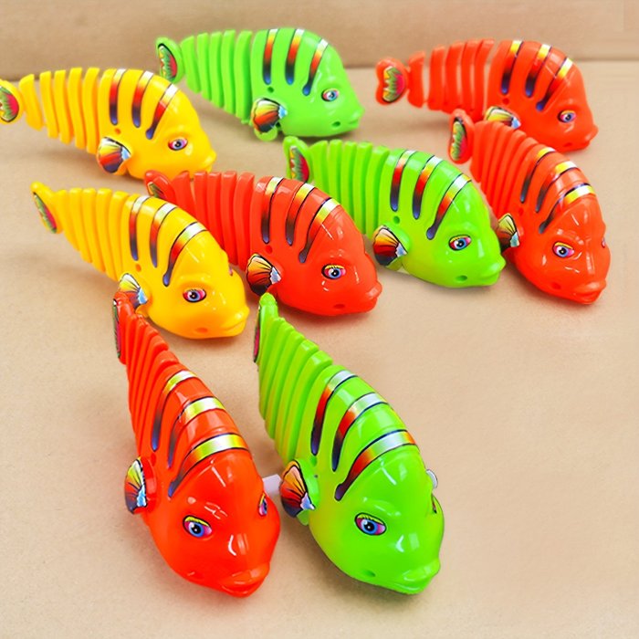 Plastic Wind-Up Wiggle Fish Toys