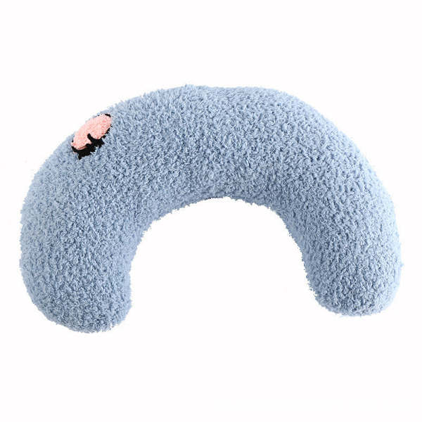 U-shaped fashion pillow for cats.