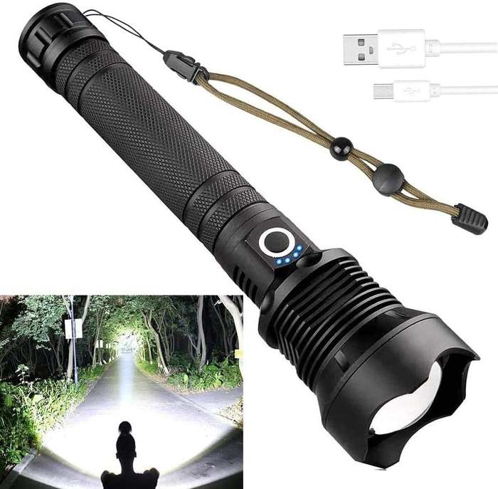 Powerful LED Zoomable Flashlight