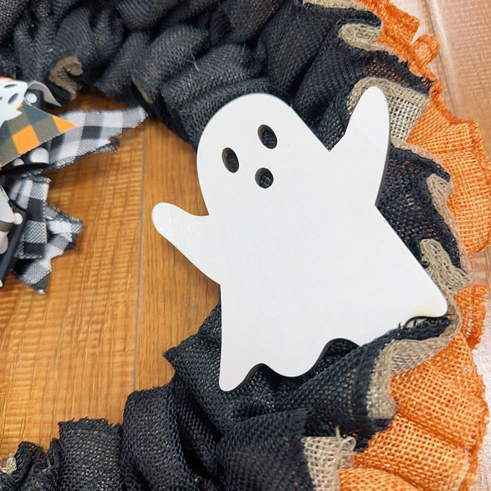 Rustic Halloween Ghost Wreath