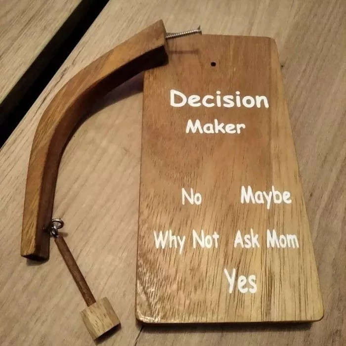 Decision Maker Pendulum - Fun and Unique