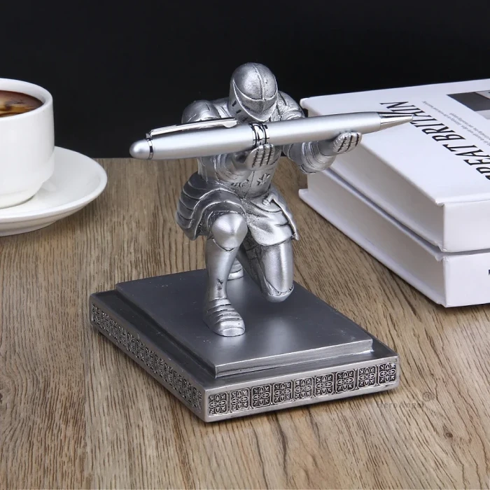 Knight Pen Holder
