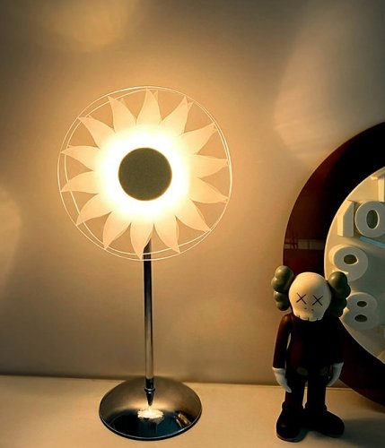 Windmill Sunflower LED Crystal Lamp - Radiant Elegance