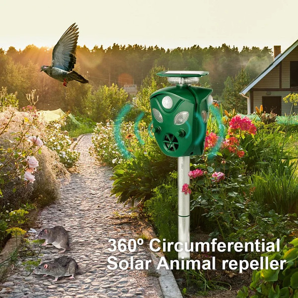 2024 New 360 Degree Solar animal Repeller