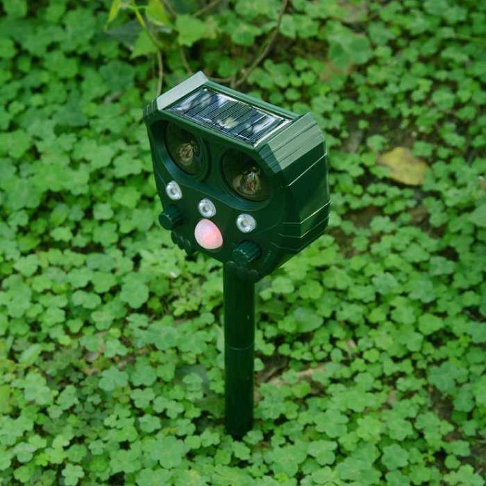 Ultrasonic Dog Repeller - Solar Powered - Get Rid of Dog