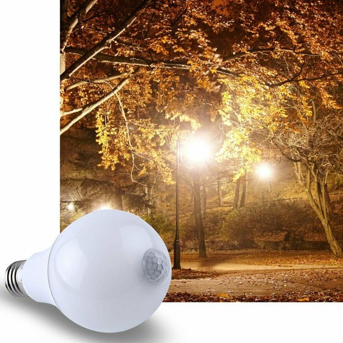 7W E27 Smart LED Light Bulb Infrare Motion Sensor Detection Auto Lamp In/Outdoor