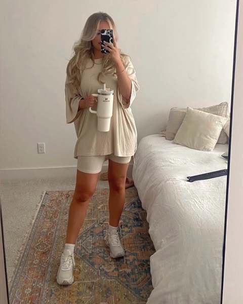 2 Piece Outfit Lounge All Weekend Skin-Friendly Set