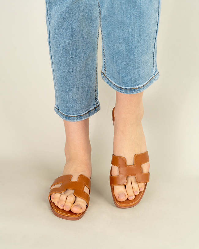 H Style Beach Flat Slippers Sandals