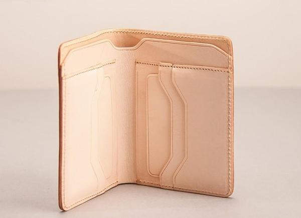 Leather Men Small Wallet Bifold Vintage Wallet for Men