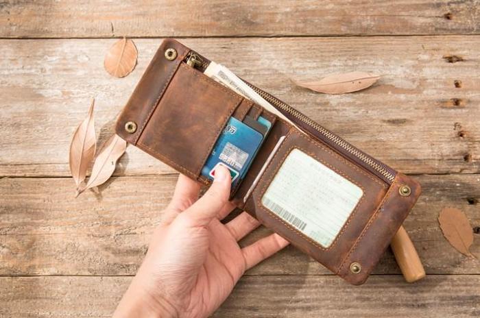 Cool Leather Mens Slim Small Wallets Bifold Vintage billfold Wallet for Men