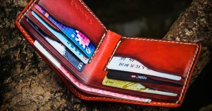 Handmade Leather Chinese Lion Tooled Mens billfold Wallet Cool Leather Wallet Slim Wallet for Men