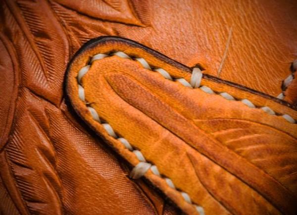 Handmade Leather Tooled Skull Indian Chief Biker Wallet Mens Cool Short Chain Wallet Trucker Wallet with Chain