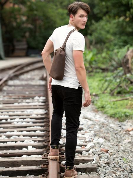 Leather Mens Cool Sling Bag Crossbody Bag Chest Bag for men
