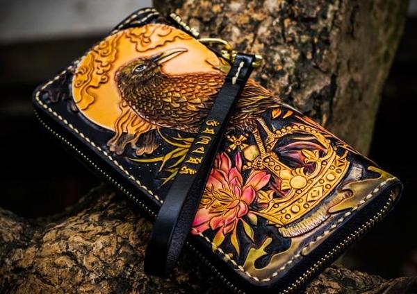 Handmade Leather Tooled Toad Chain Wallet Mens Biker Wallet Cool Leather Wallet Long Phone Wallets for Men