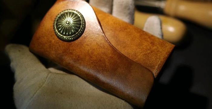Handmade Leather Mens Cool Key Wallet Car Key Holder Car Key Case for Camel Men