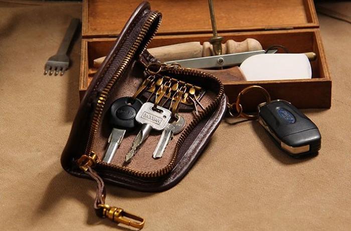 Mens Cool Key Wallet Handmade Leather Car Key Card Holder Car Key Case for Men