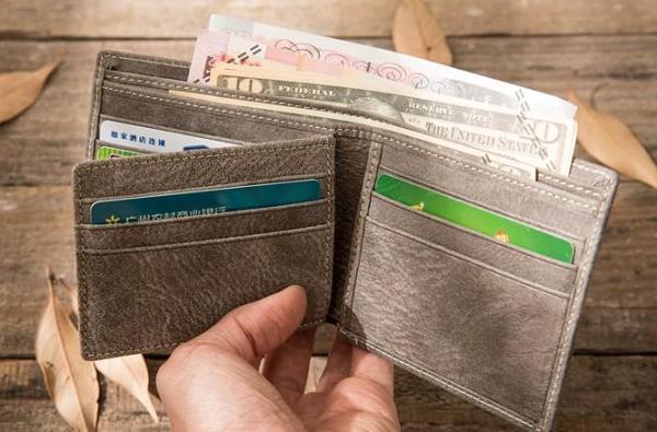 Cool Leather Mens Gray Small Wallet Bifold Vintage Slim billfold Wallet for Men
