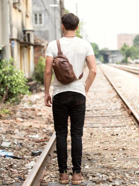 Leather Mens Cool Sling Bag Crossbody Bag Chest Bag for men
