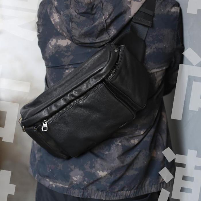 Large Black Leather Fanny Pack Men's Black Chest Bag Hip Bag Large Capacity Waist Bag For Men