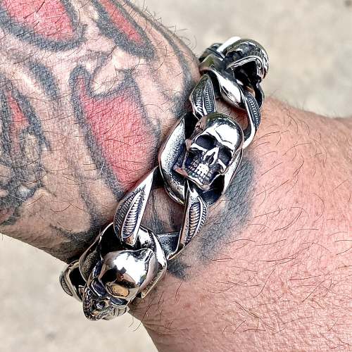 Road Warrior Skull Bracelet - Links Made of Skulls - B79