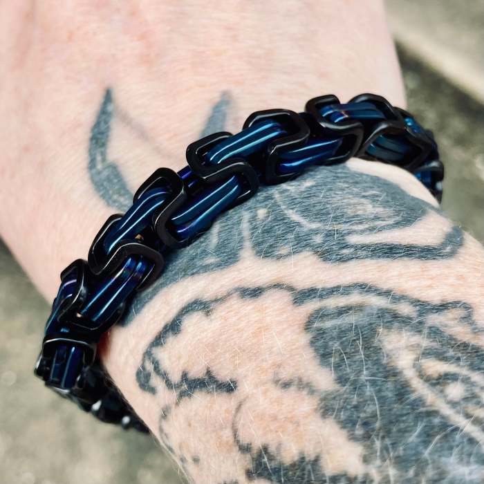 Daytona Bracelet - Blue & Black - Deluxe - 1/4 inch wide - B32