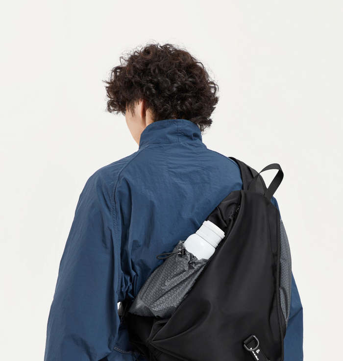 Black Travel Large Sling Bag For Big Men Waterproof Nylon Large Sports Sling Bag For Men