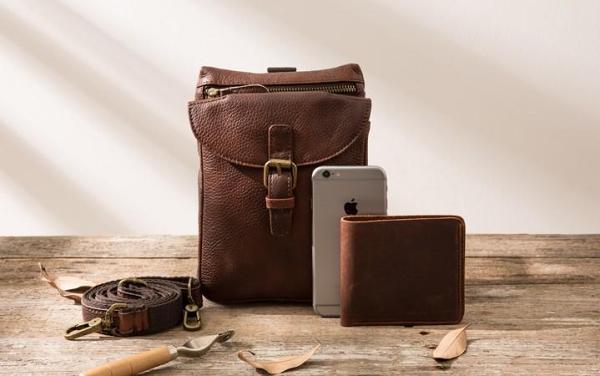 Cool Leather Coffee Belt Pouches Mens Waist Bag Shoulder Bag for Men