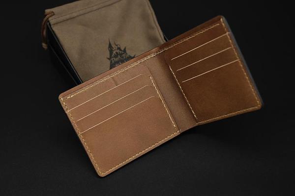 Handmade Leather Tooled League of Legends LOL Ezreal the Prodigal Explorer Mens billfold Wallet Cool Leather Wallet Slim Wallet for Men