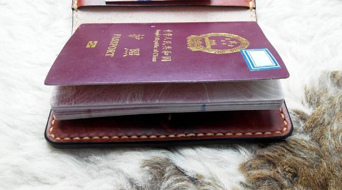 Handmade Leather Mens Small Passport Wallets Travel Wallets for Men