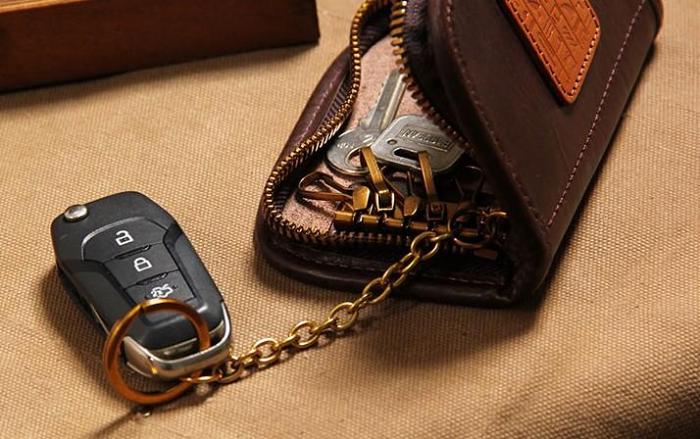 Mens Cool Key Wallet Handmade Leather Car Key Card Holder Car Key Case for Men