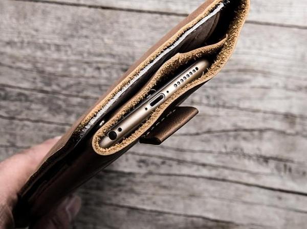 Leather Men Travel Wallet Passport Wallet Bifold Long Wallets for Men