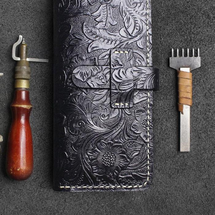 Handmade Leather Floral Mens Cool Travel Long Wallet Card Holder Card Slim Clutch Wallets for Men