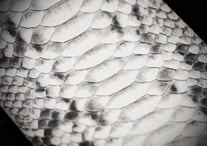 Handmade Leather Boa Skin Tooled Mens billfold Wallet Cool Slim Wallet Biker Wallet for Men