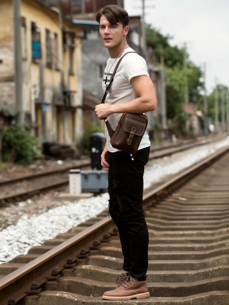 Leather Mens Cool Sling Bag Crossbody Bag Chest Bag for men