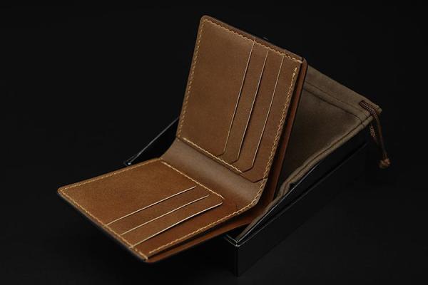 Handmade Leather Tooled Henna Floral Mens billfold Wallet Cool Leather Wallet Slim Wallet for Men